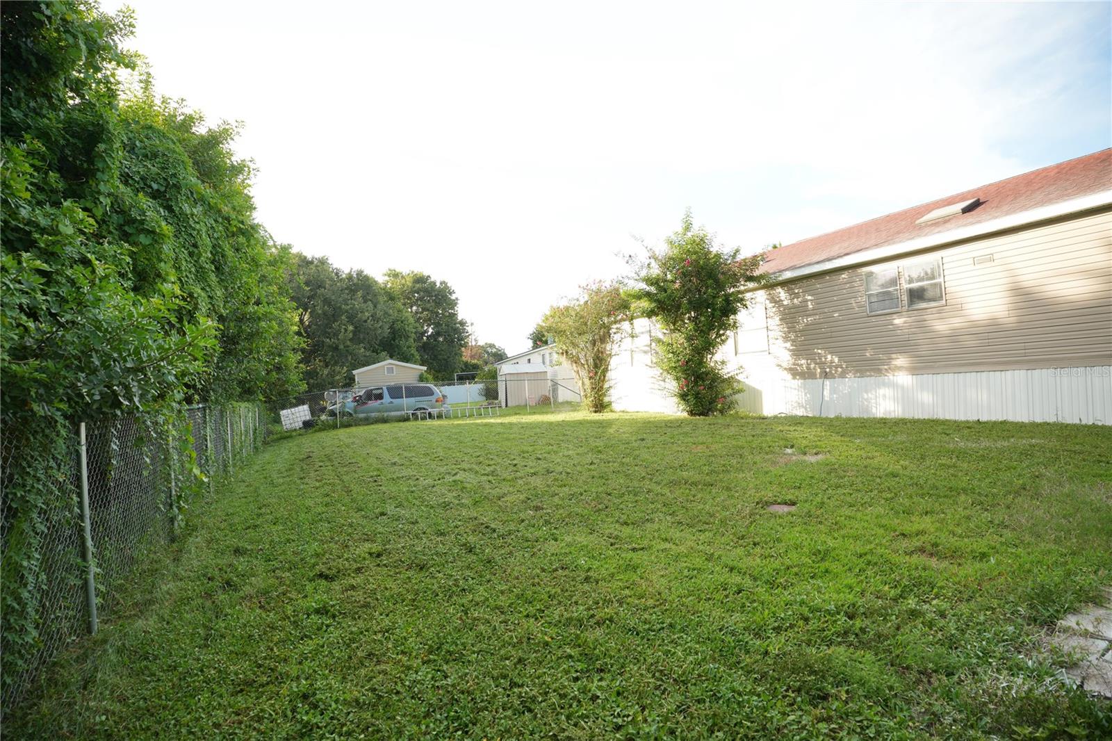 1124 Dara Cay Dr Property Photo 27