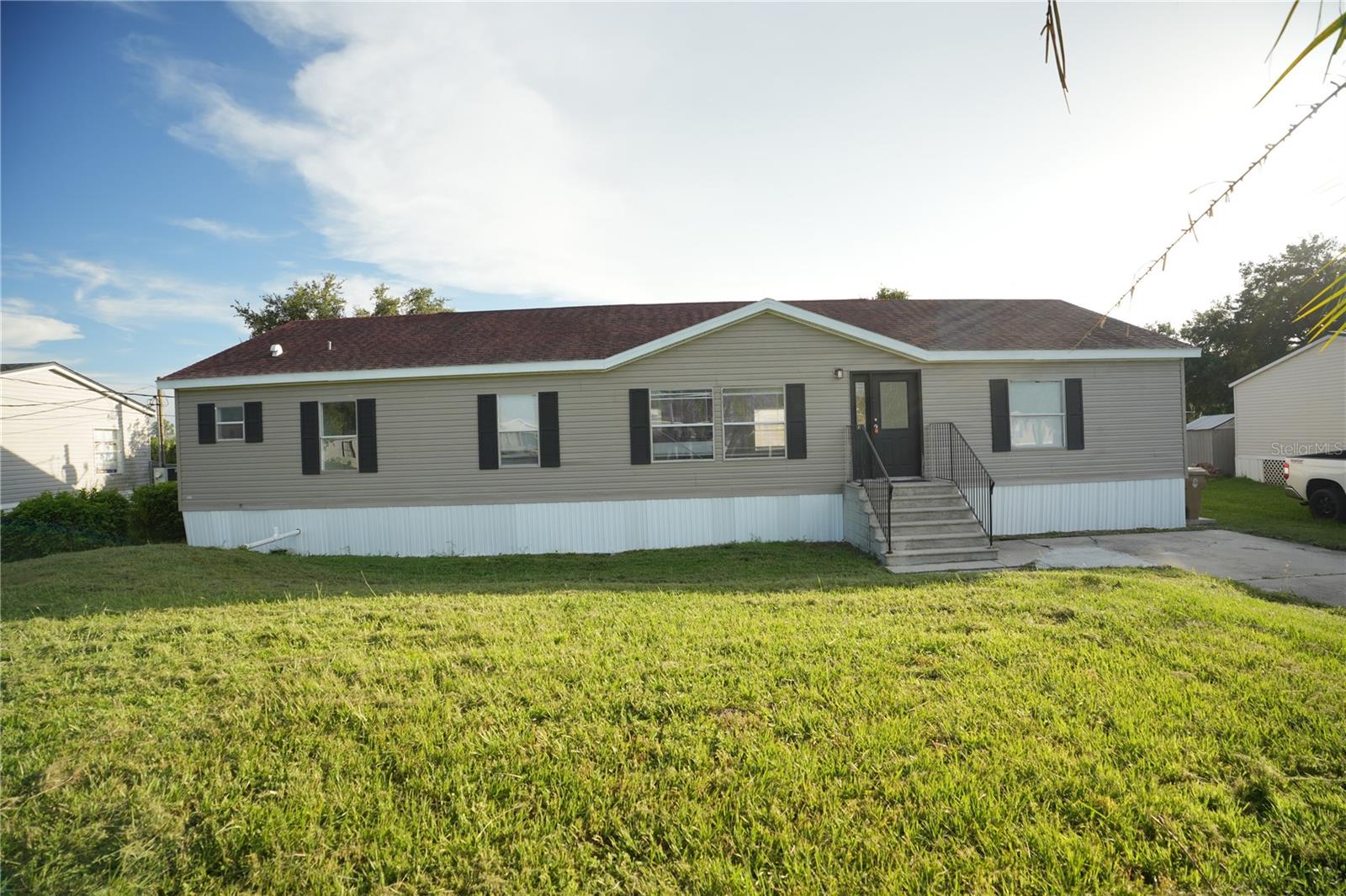 1124 Dara Cay Dr Property Photo 29