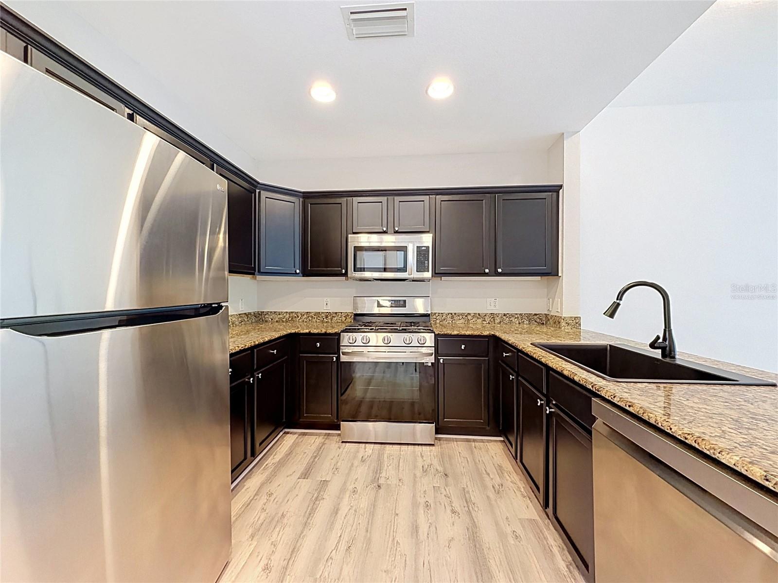 7510 Seven Eagles Way Property Photo 3