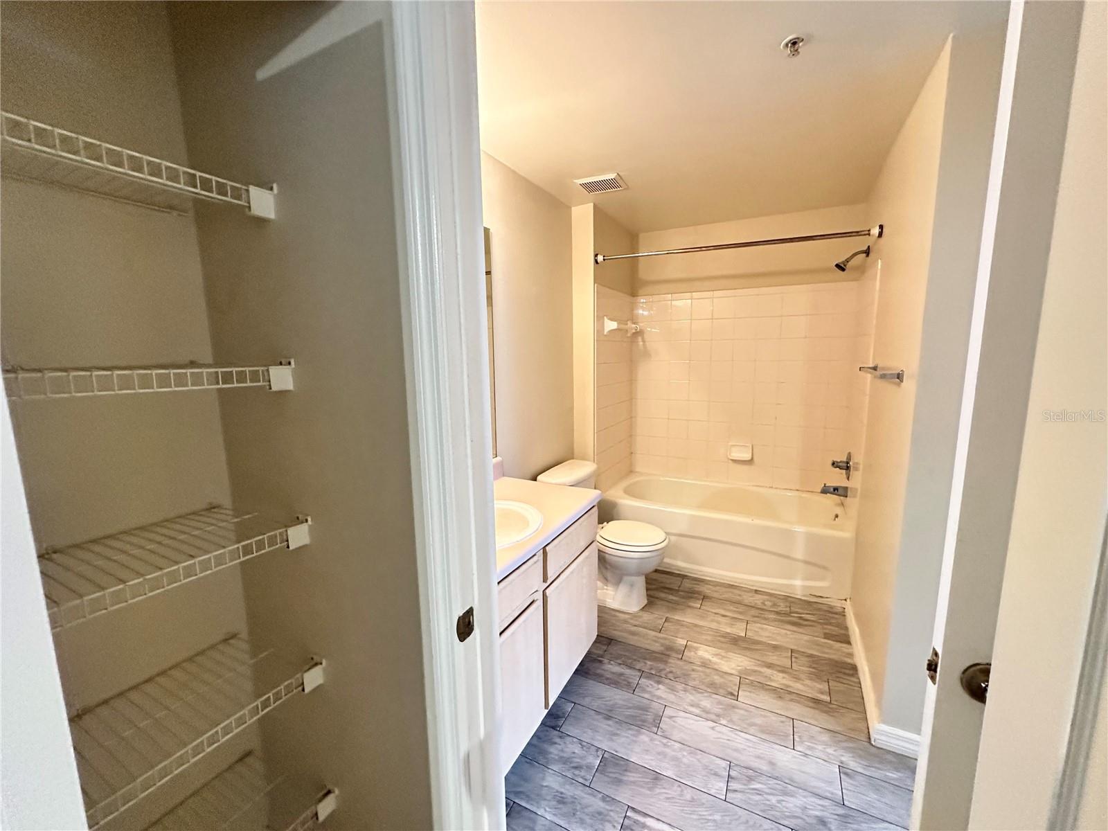3502 Windy Walk Way #2203 Property Photo 20