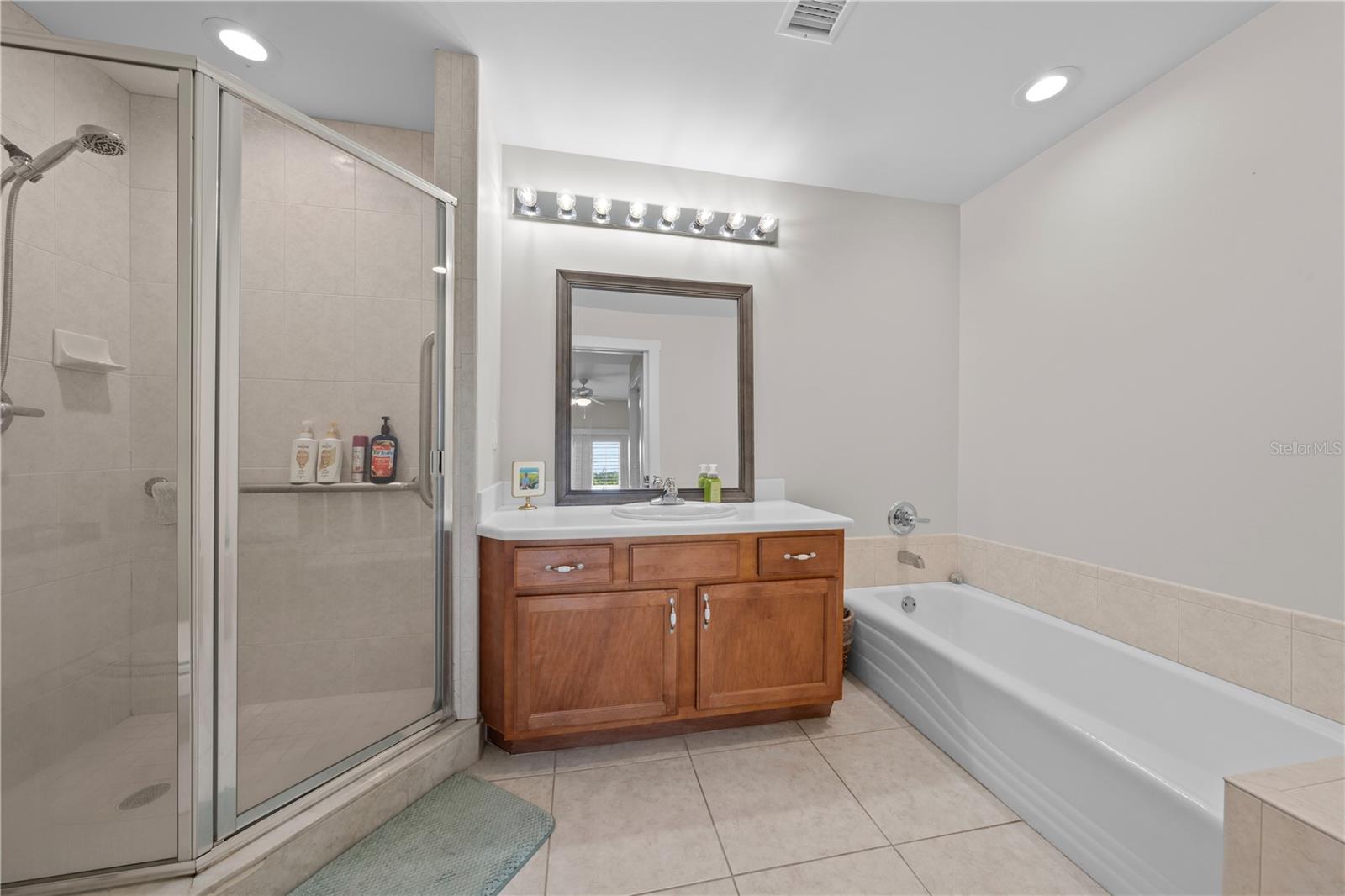 13570 Mystic Dr #102 Property Photo 40