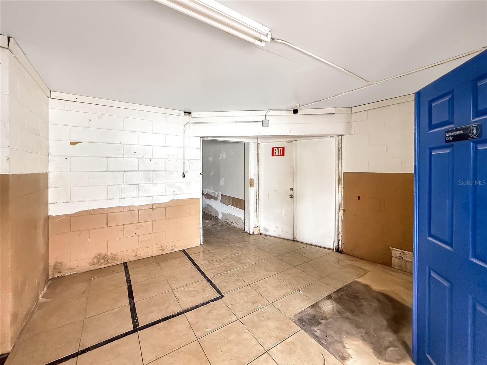 835 S Us Highway 27 Property Photo 17