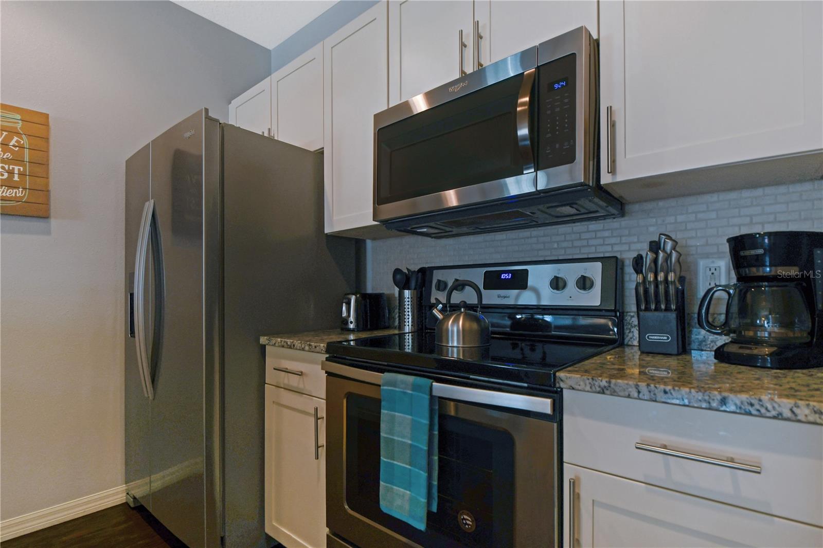 8927 Shine Dr Property Photo 25