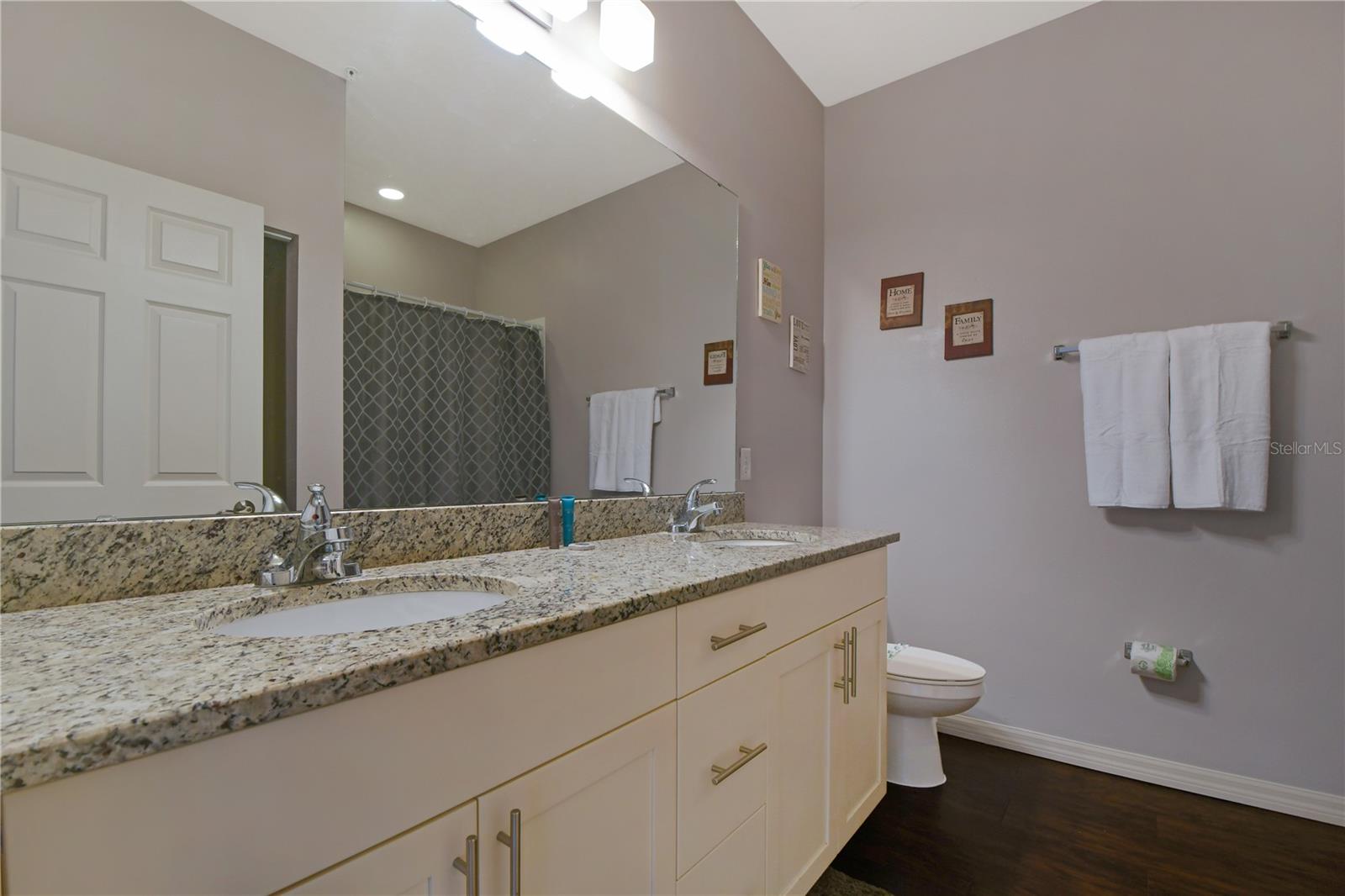 8927 Shine Dr Property Photo 38