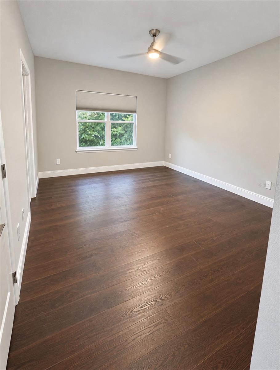 2813 Roseglen Way Property Photo 20