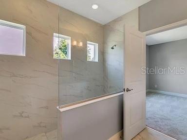 2813 Roseglen Way Property Photo 22
