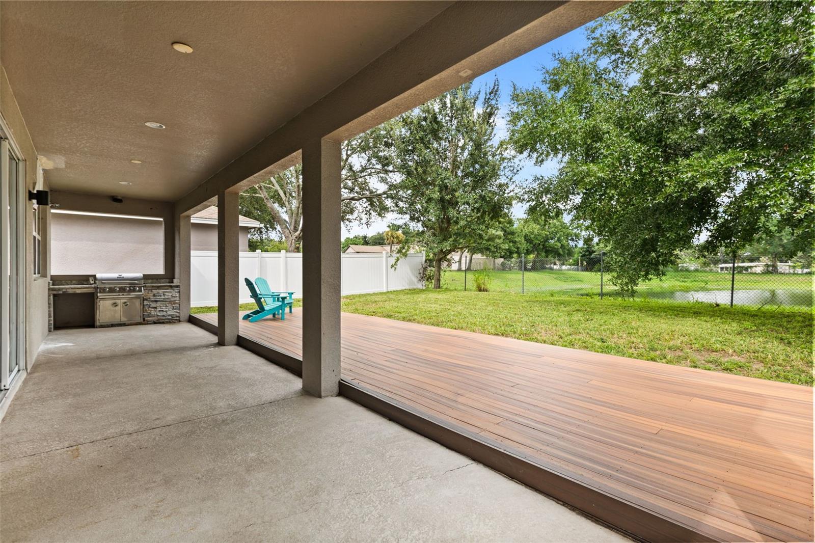 2813 Roseglen Way Property Photo 38