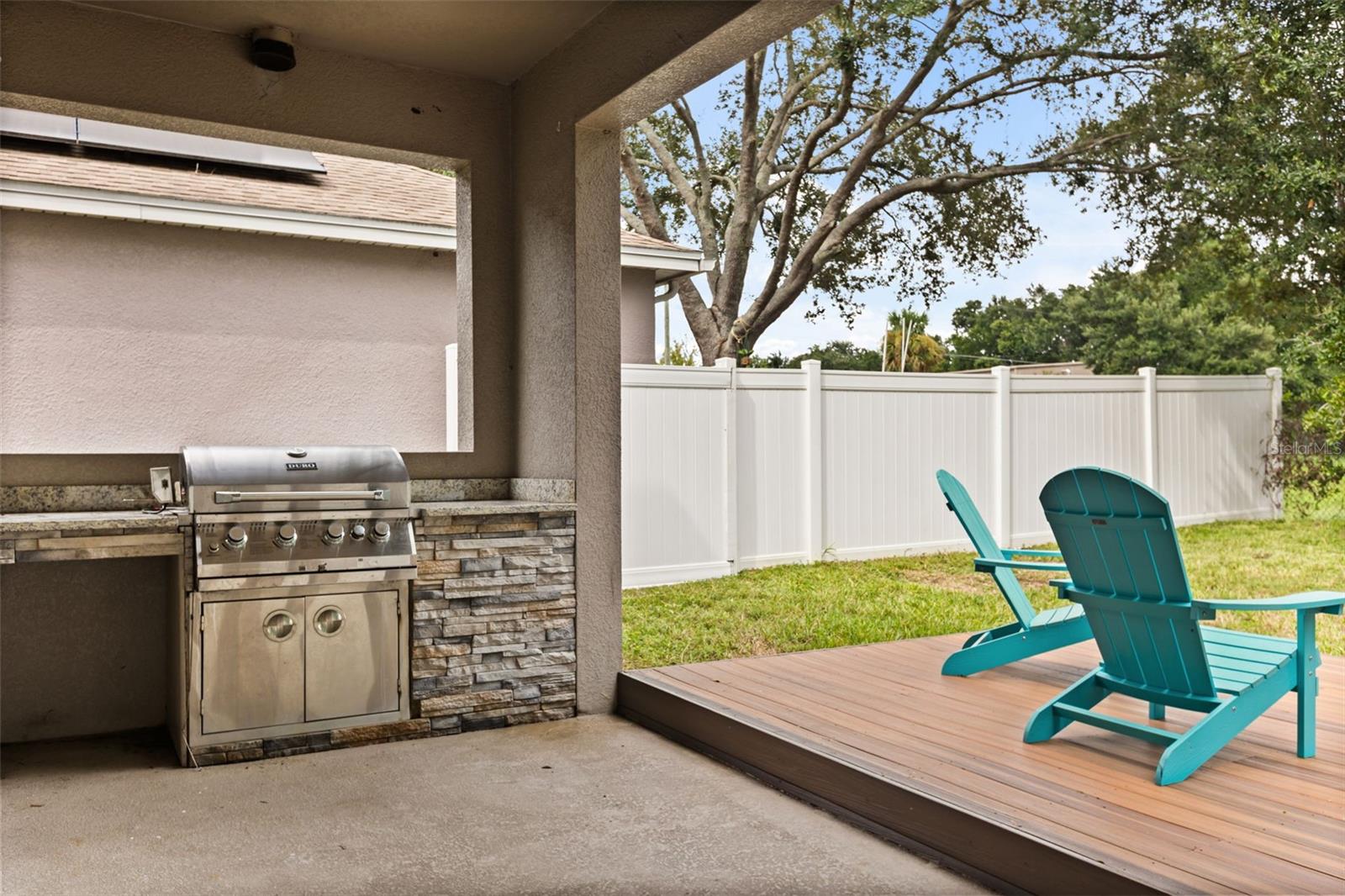 2813 Roseglen Way Property Photo 39