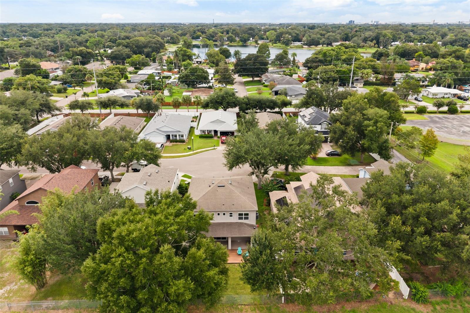 2813 Roseglen Way Property Photo 42