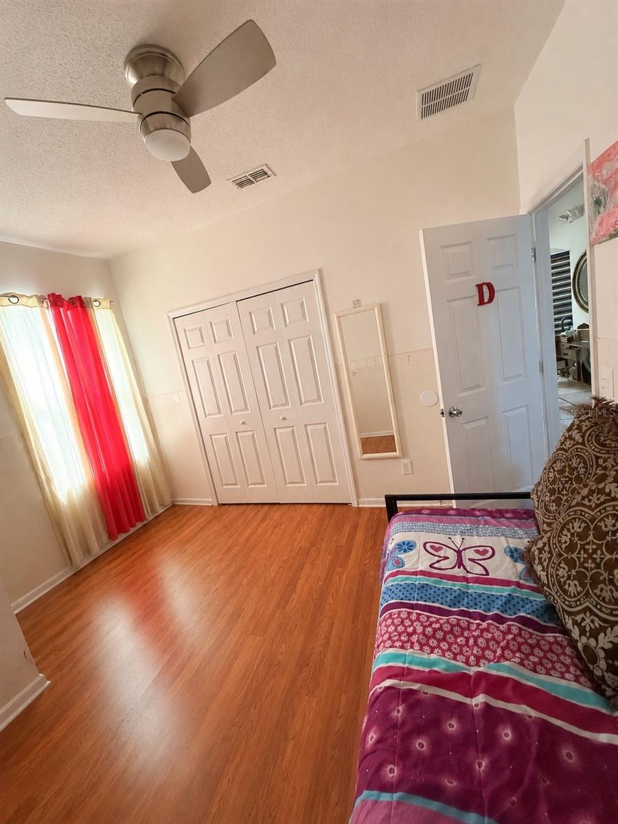318 Sigmund Loop Property Photo 12