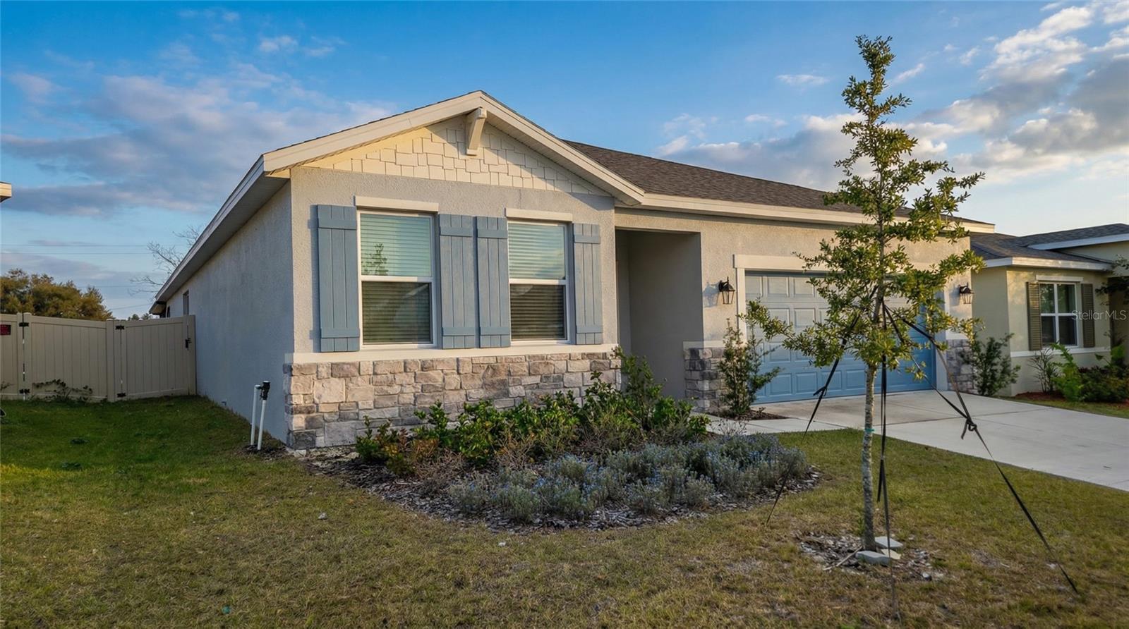 693 Crown Rose Dr Property Photo 13