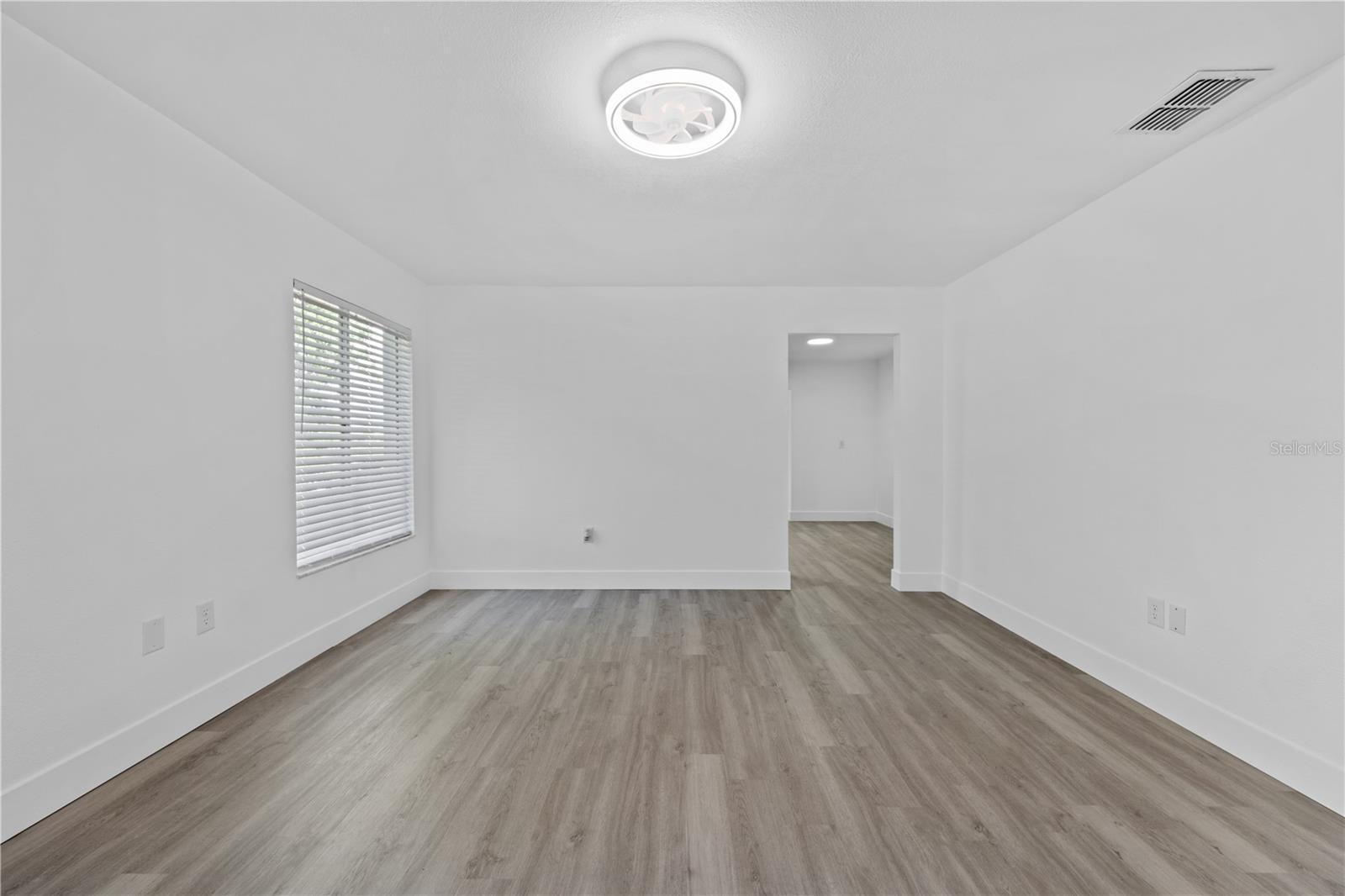 S5155533 Property Photo 6