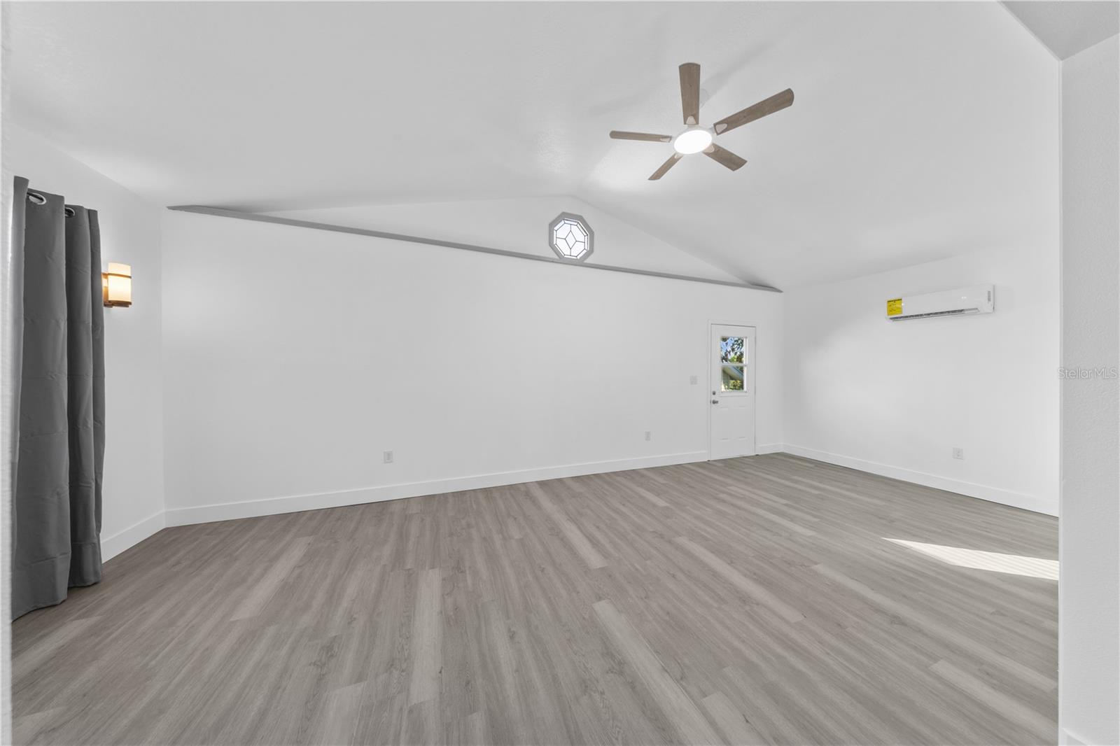 S5155533 Property Photo 16