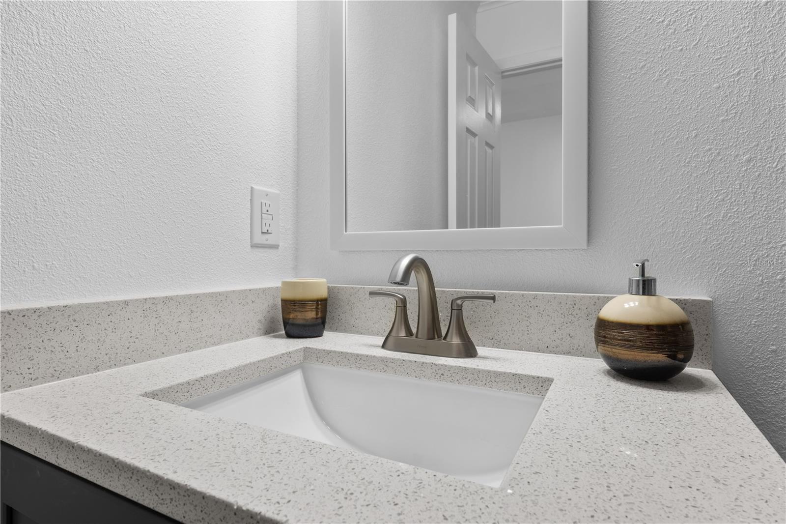S5155533 Property Photo 24