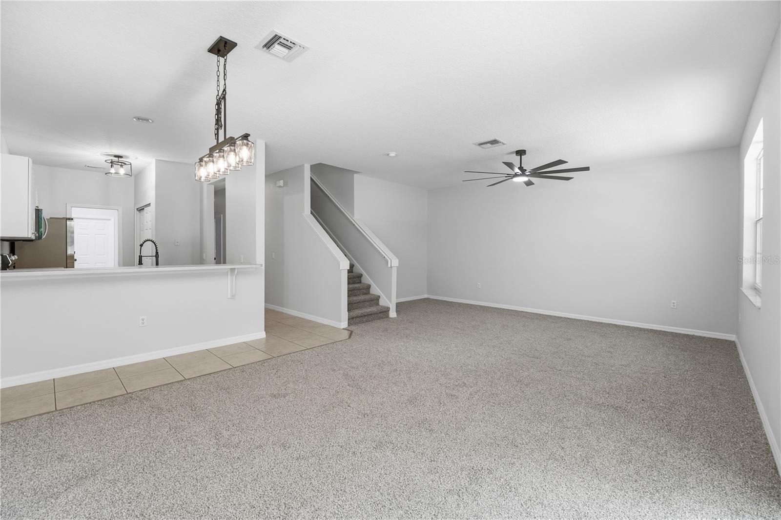 3420 Home Town Ln Property Photo 5