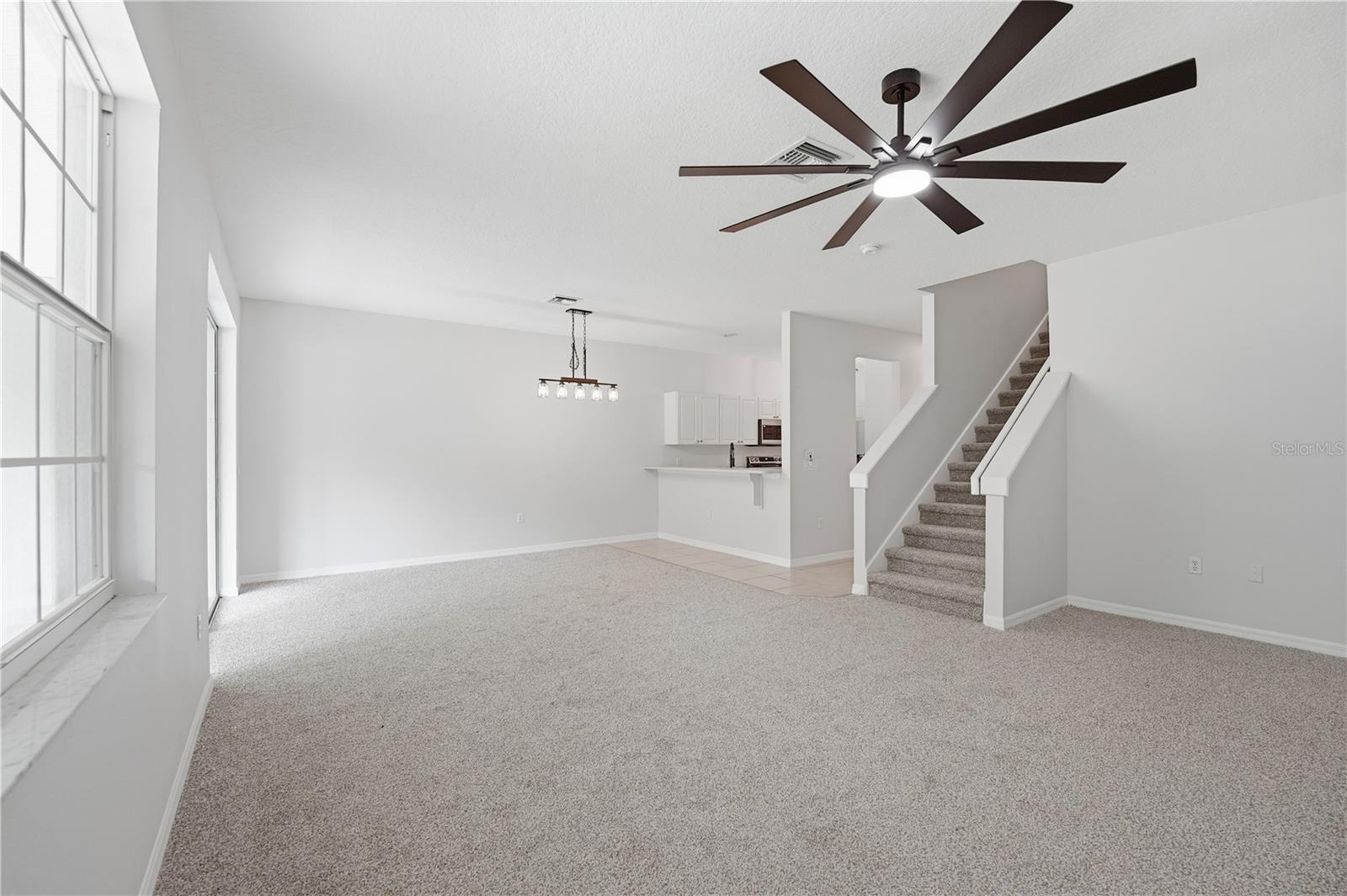 3420 Home Town Ln Property Photo 7
