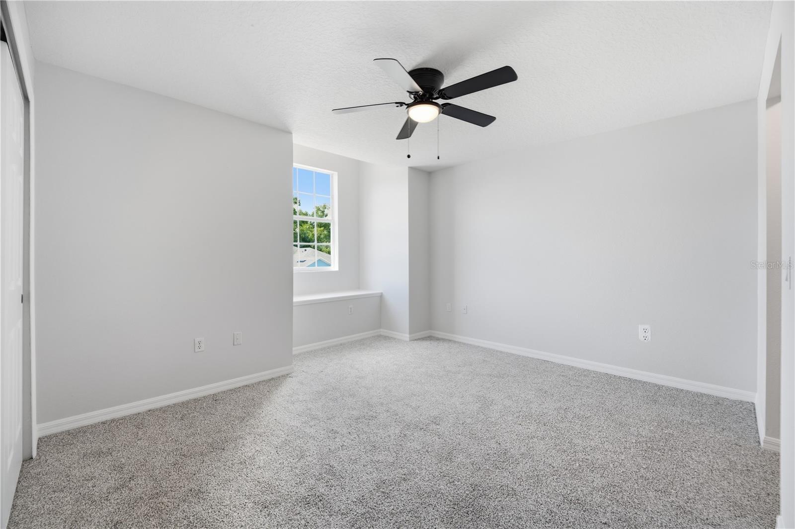 3420 Home Town Ln Property Photo 18