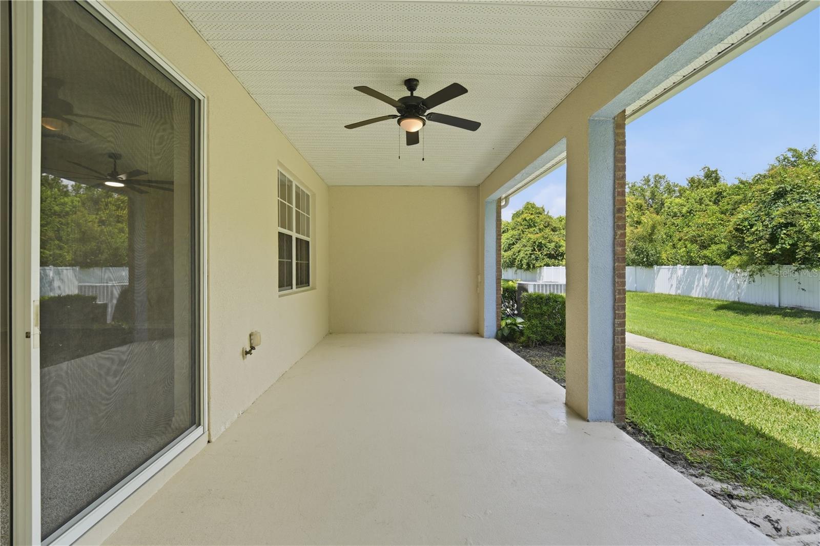 3420 Home Town Ln Property Photo 24