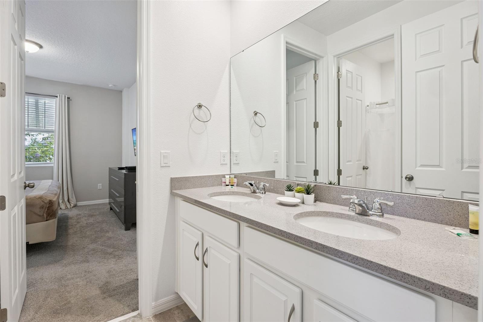 8987 Amelia Downs Trl Property Photo 21