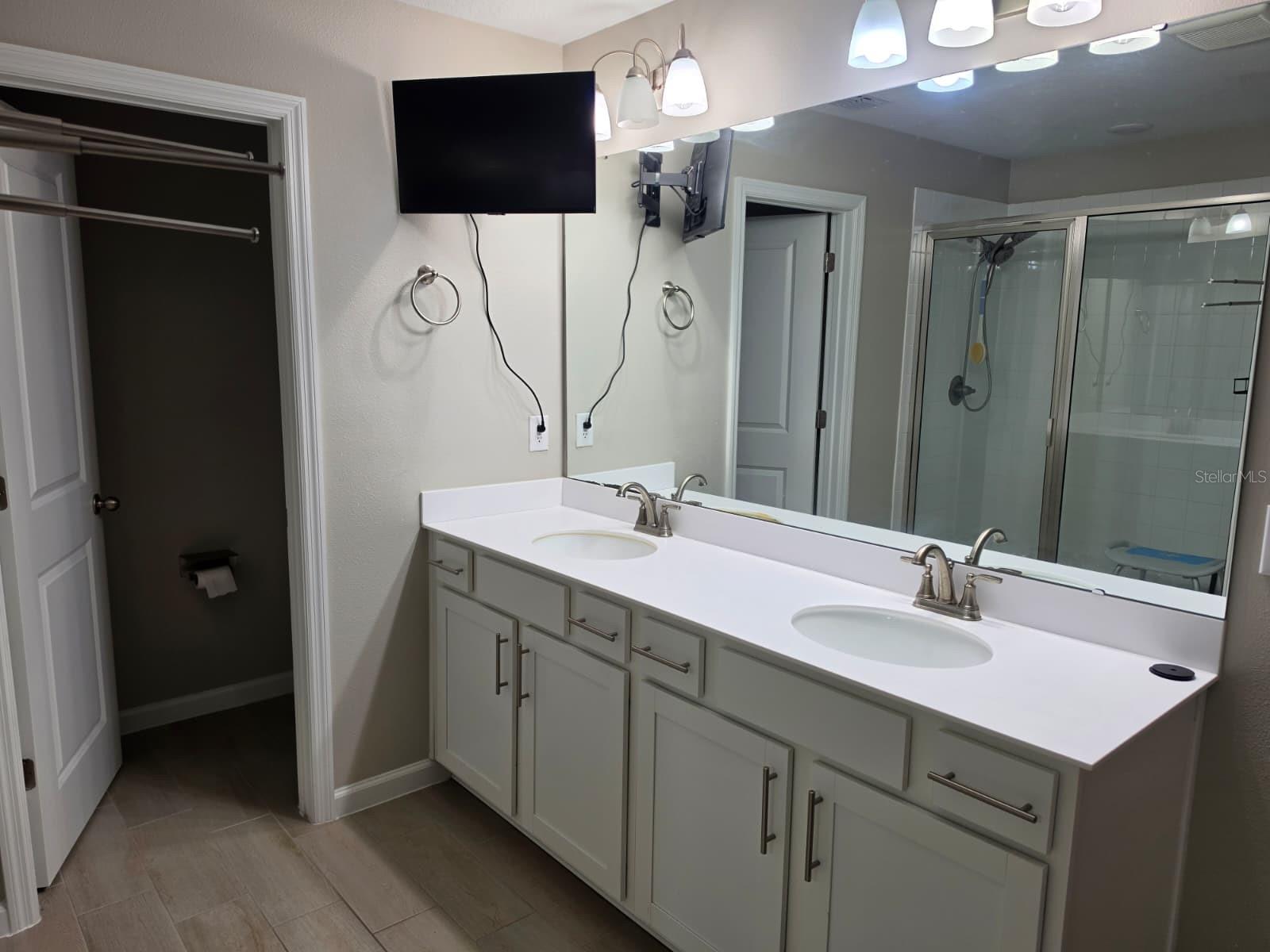 4382 Southern Vista Loop Property Photo 22