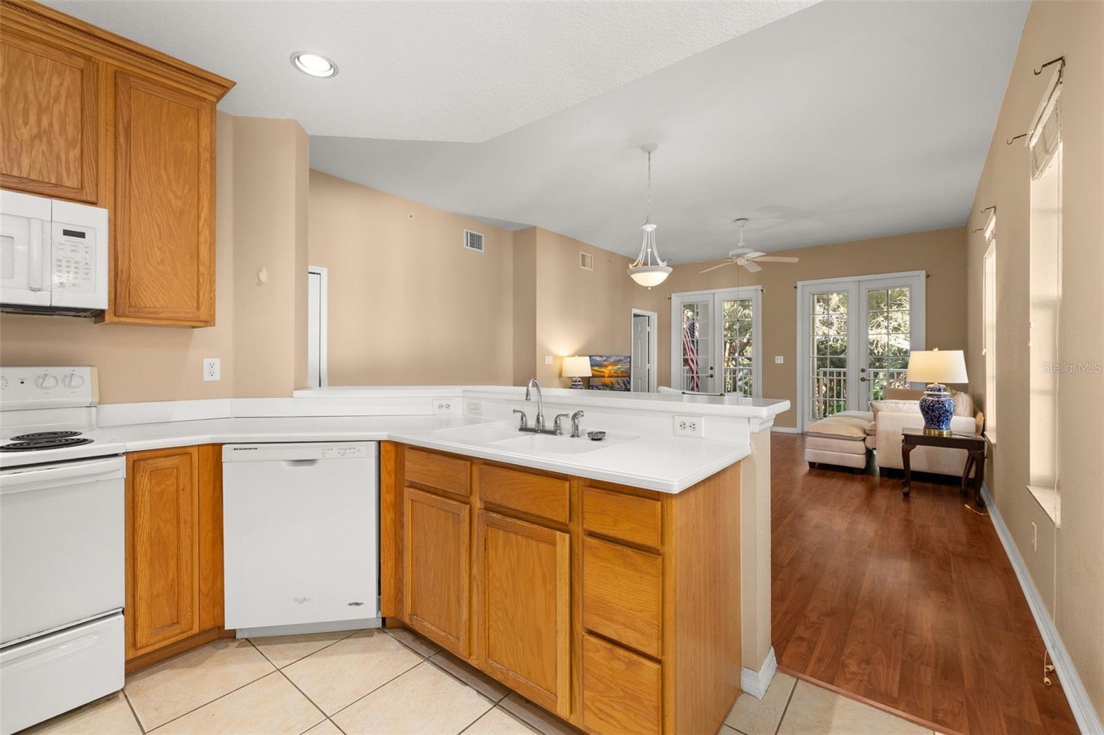 921 Begonia Rd #203 Property Photo 21