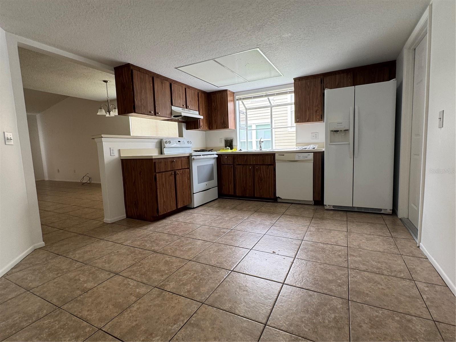 2352 Pebble Brook Rd Property Photo 7