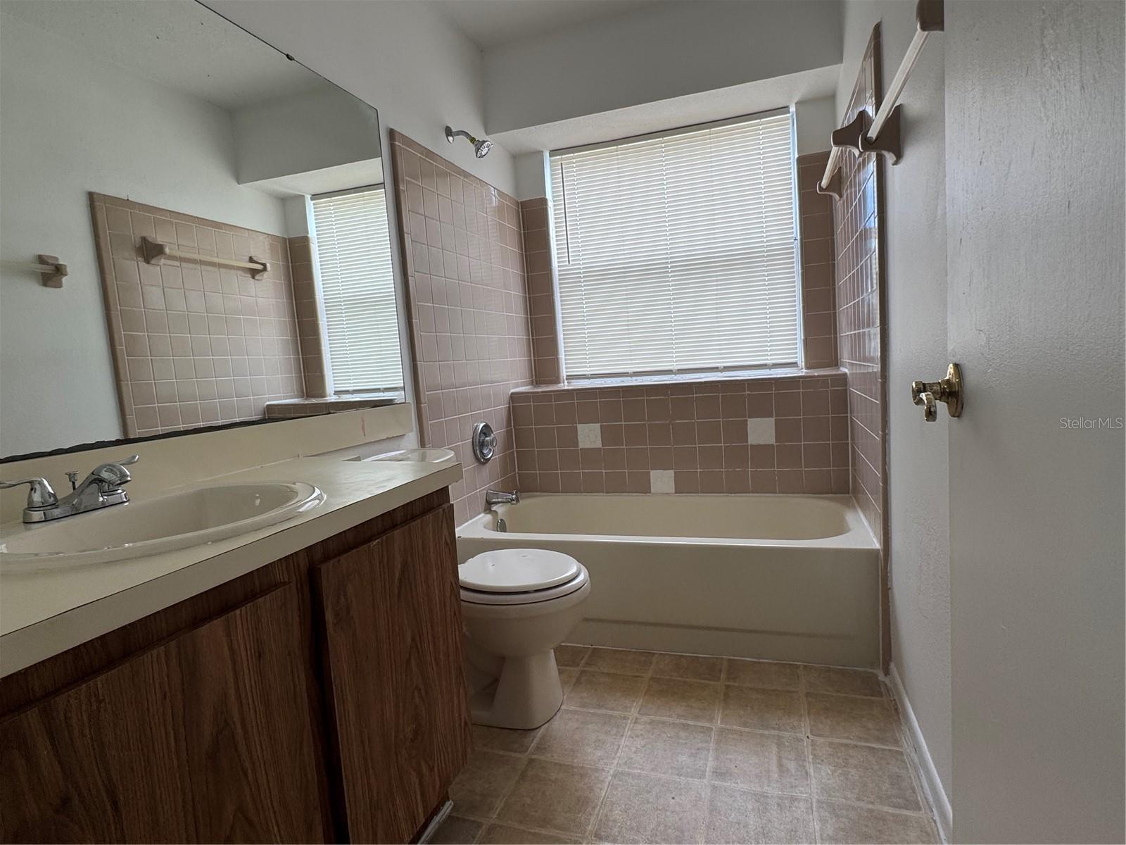 2352 Pebble Brook Rd Property Photo 15