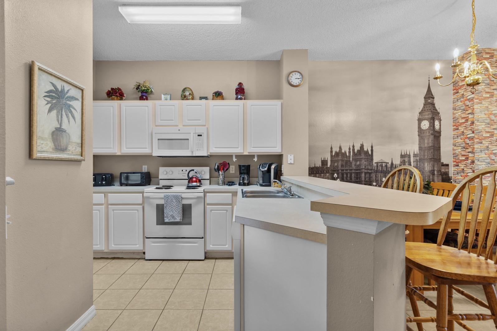 8454 Crystal Cove Loop Property Photo 6