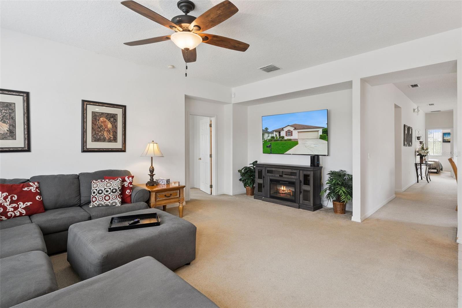 1020 Pine Ridge Dr Property Photo 6
