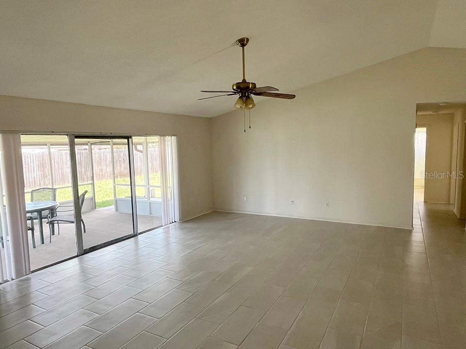 2127 Spice Ave Property Photo 6