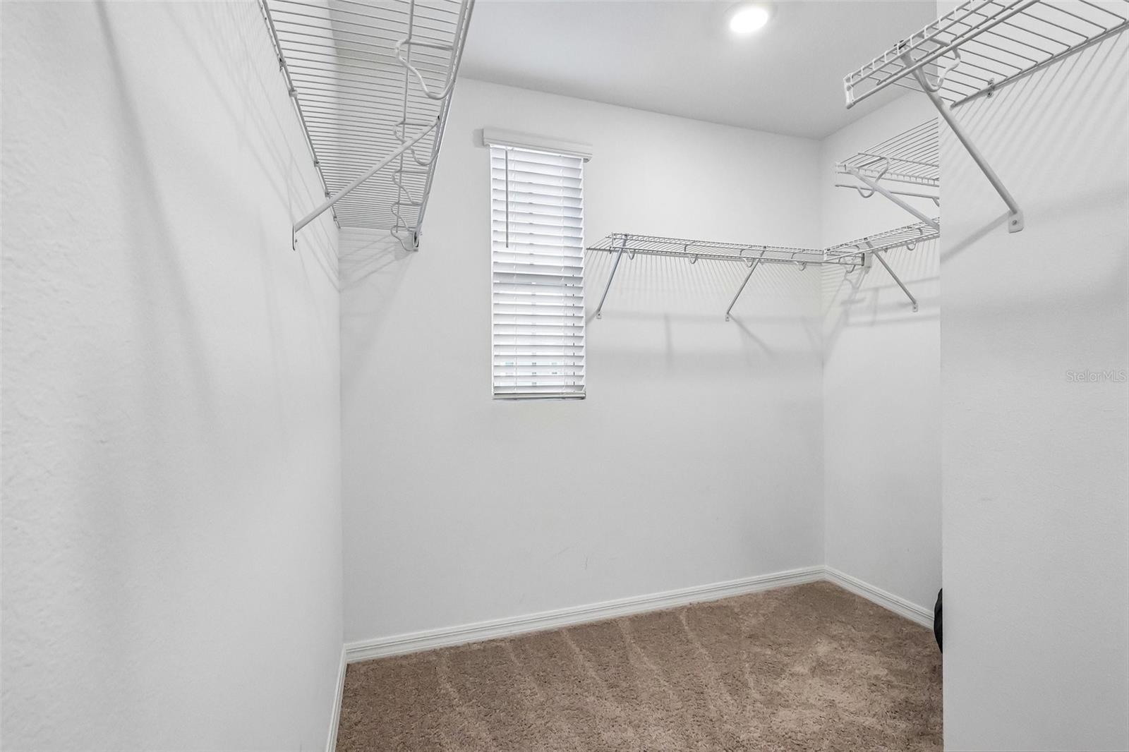 658 Longboat Dr Property Photo 27