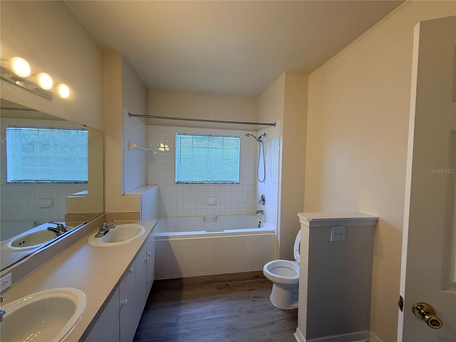 3621 Conroy Rd #732 Property Photo 11