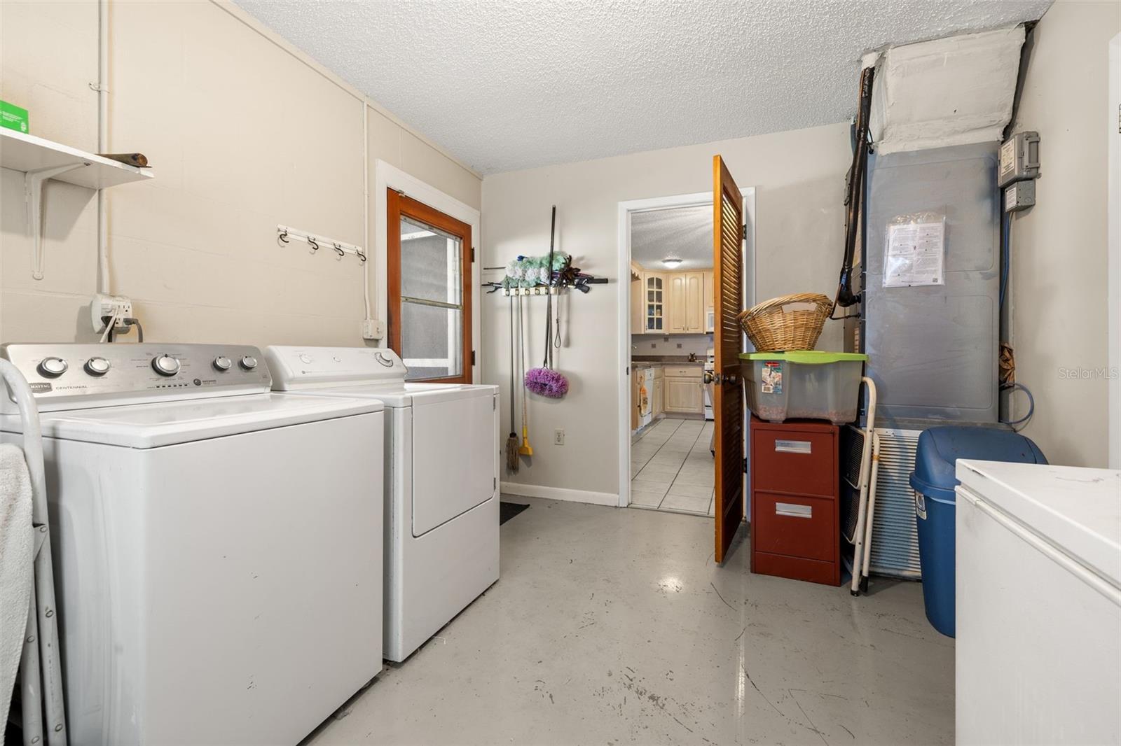 608 Cherokee Cir Property Photo 35