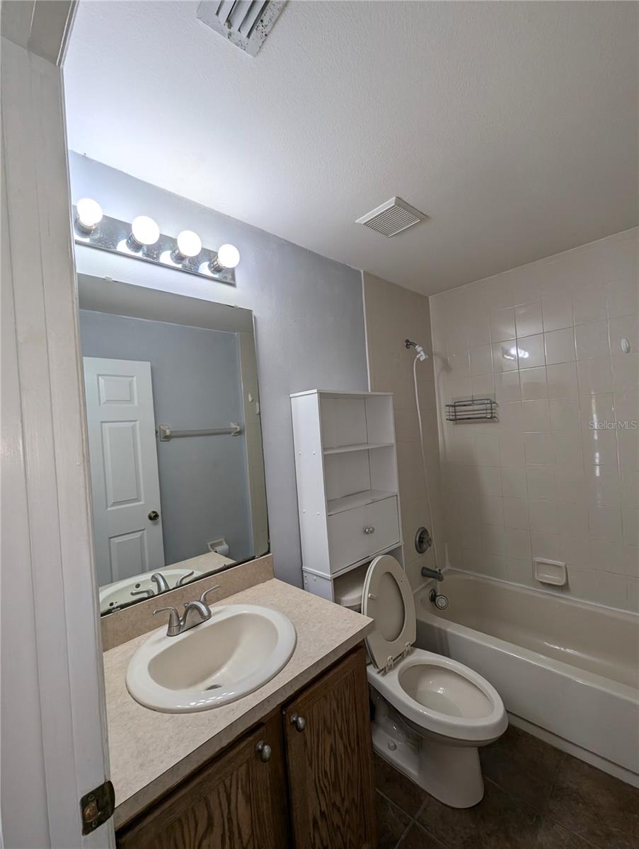 2791 Summerfield St Property Photo 5