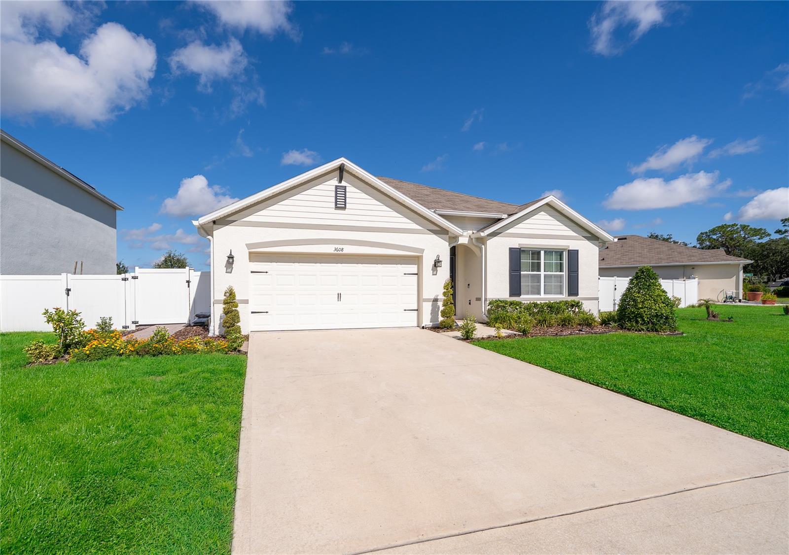 3608 SCARLET OAK DR Property Photo 1