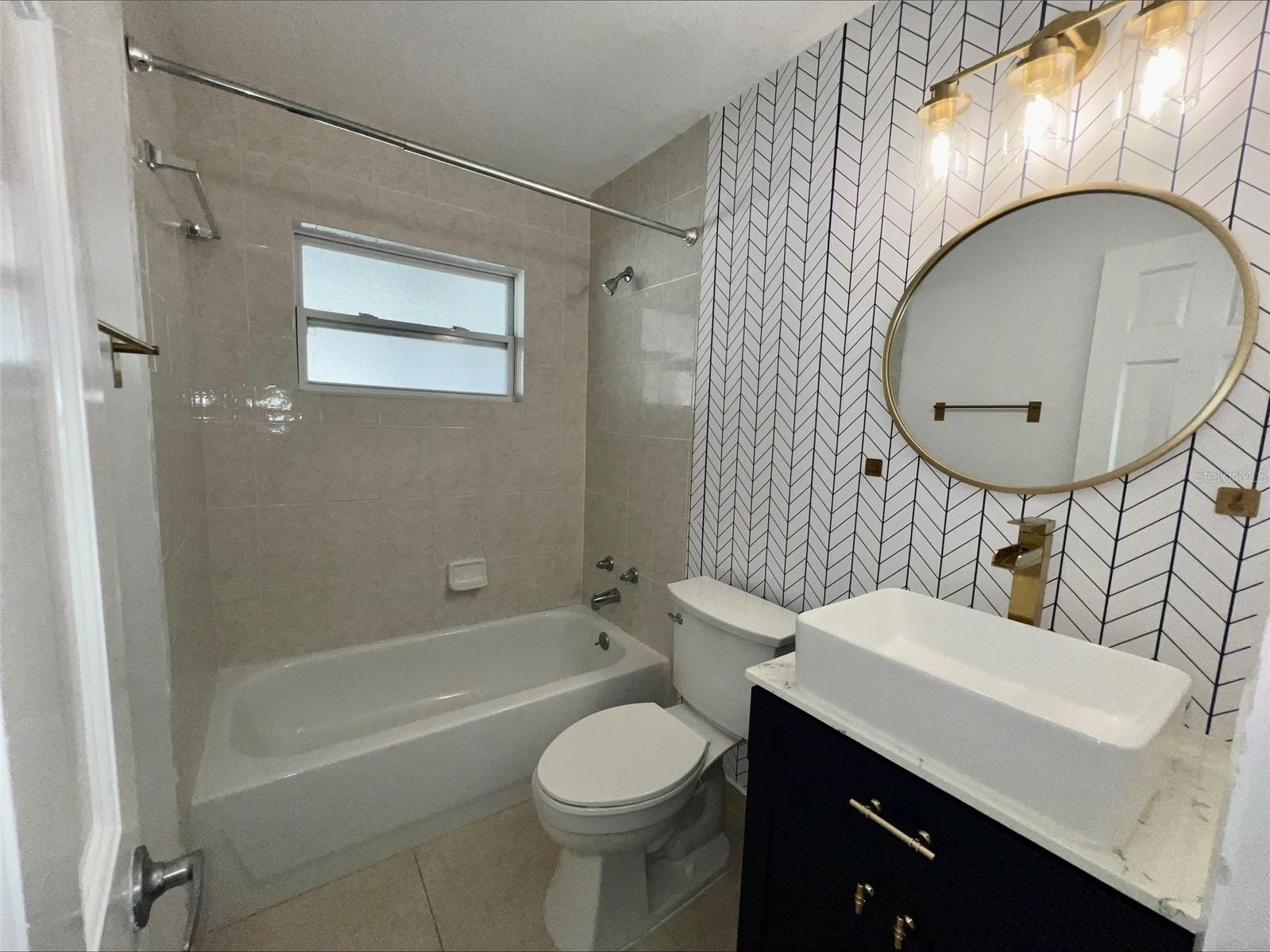 1211 Lehigh St Property Photo 6