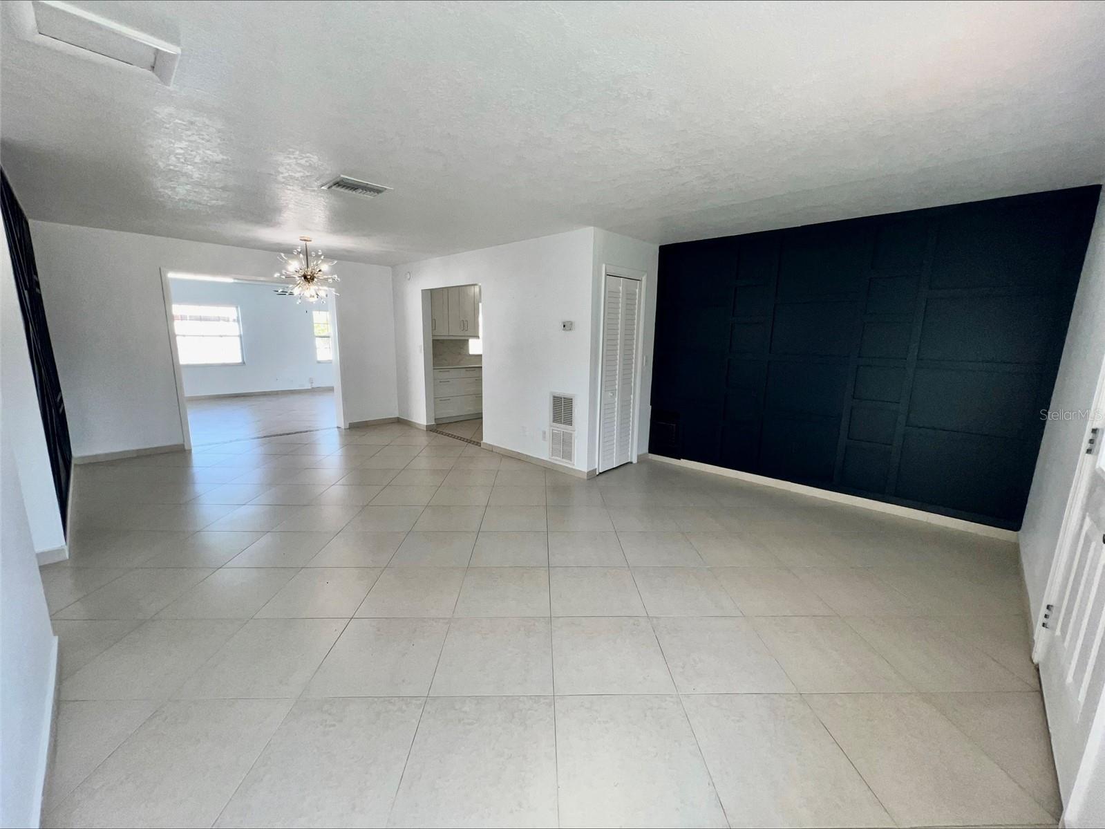 1211 Lehigh St Property Photo 12