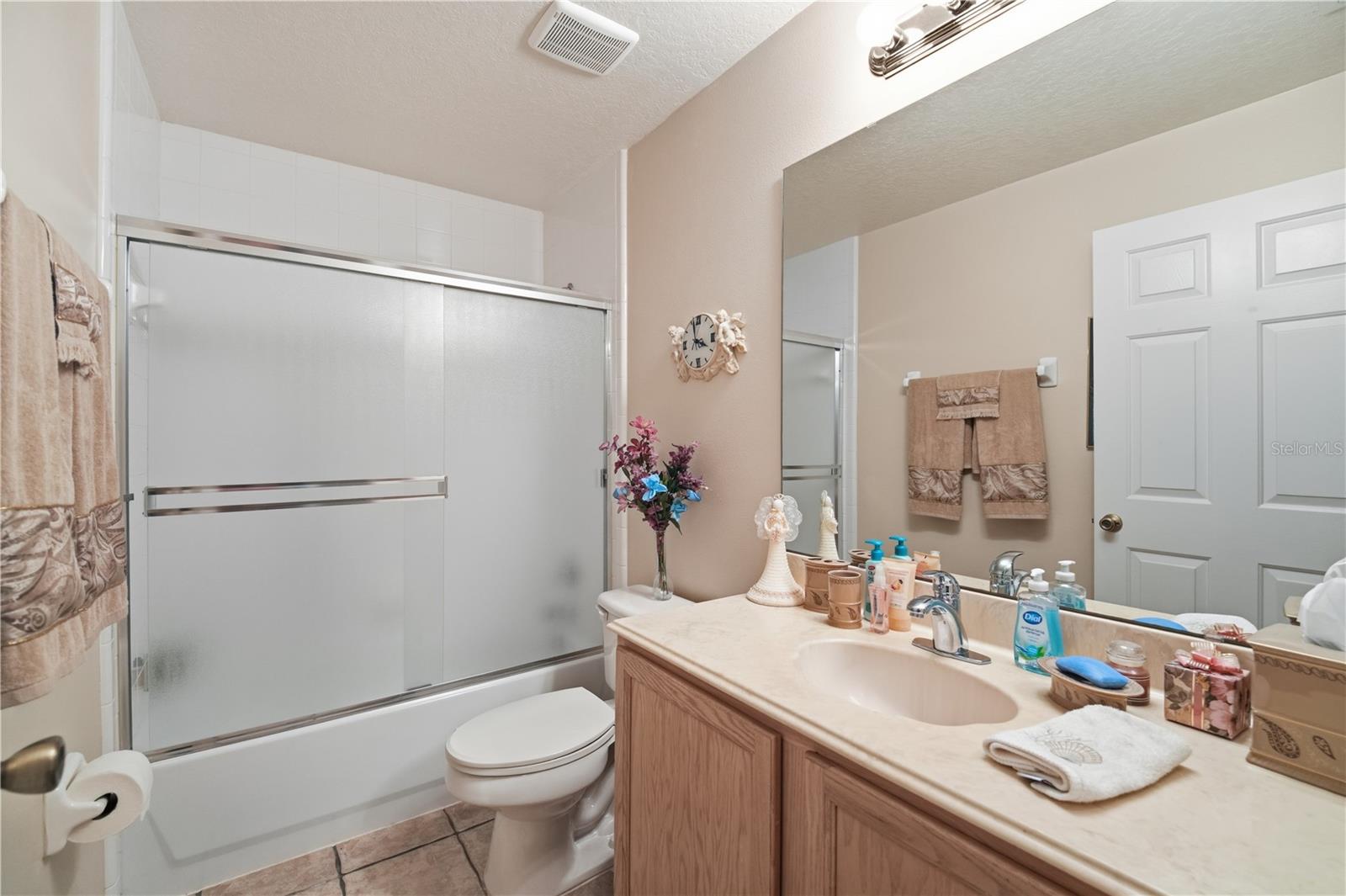 3341 Celena Cir Property Photo 12