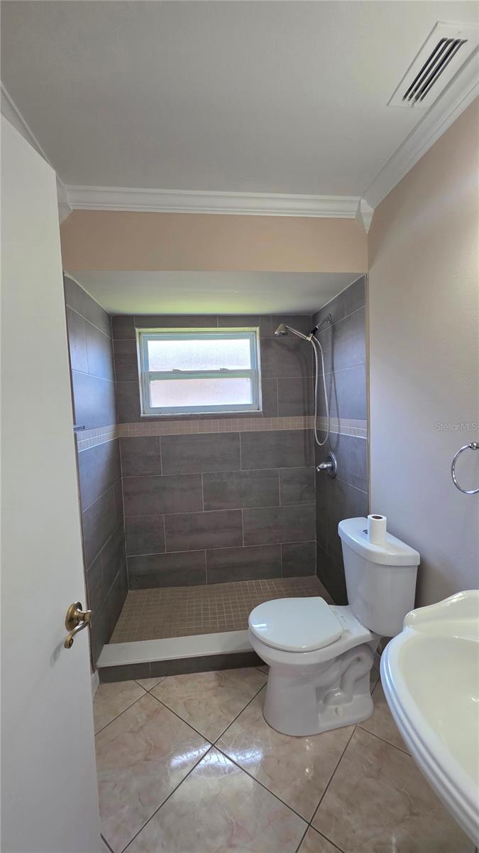 S5155657 Property Photo 5