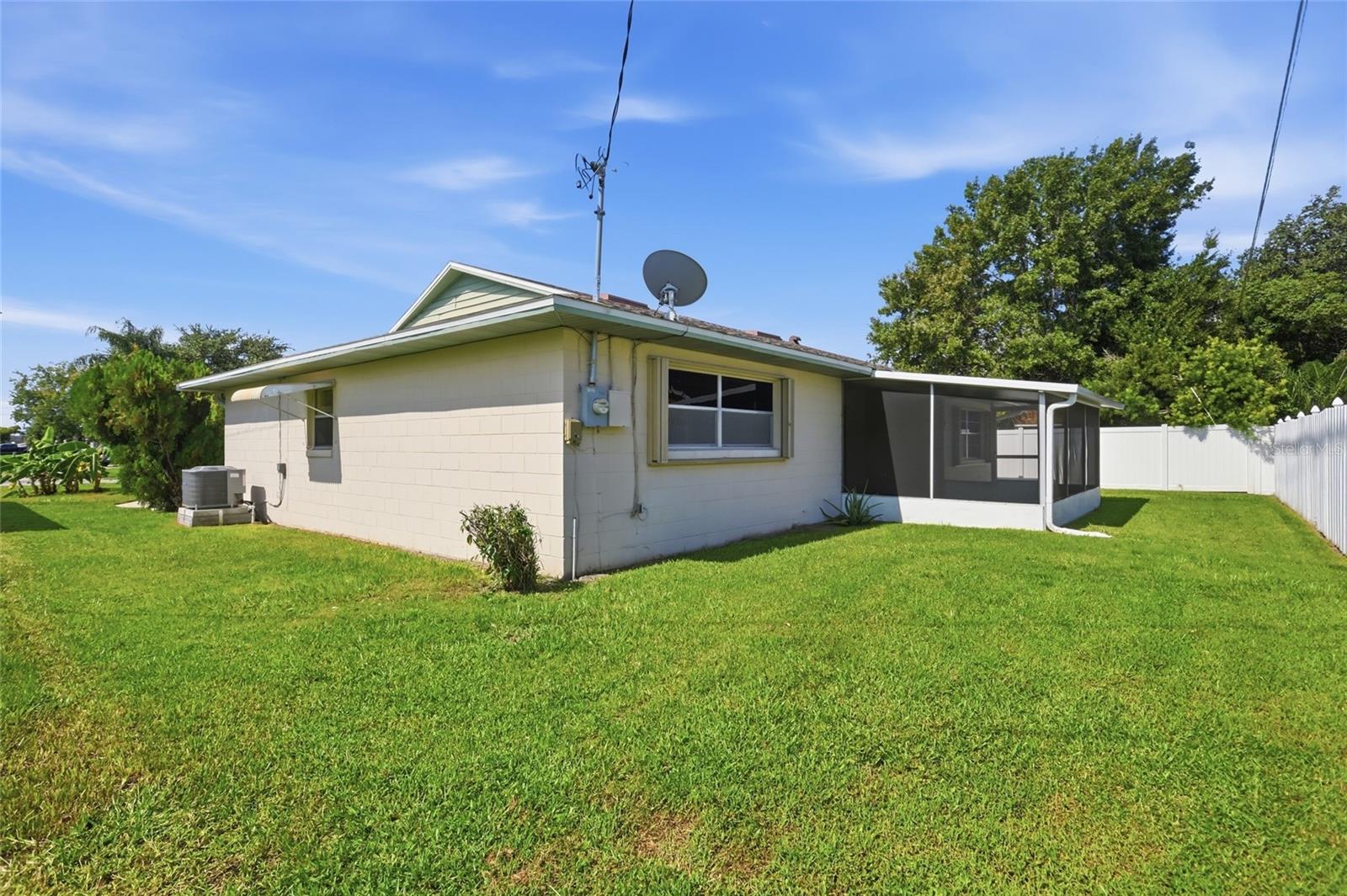 2721 Cecile St Property Photo 48