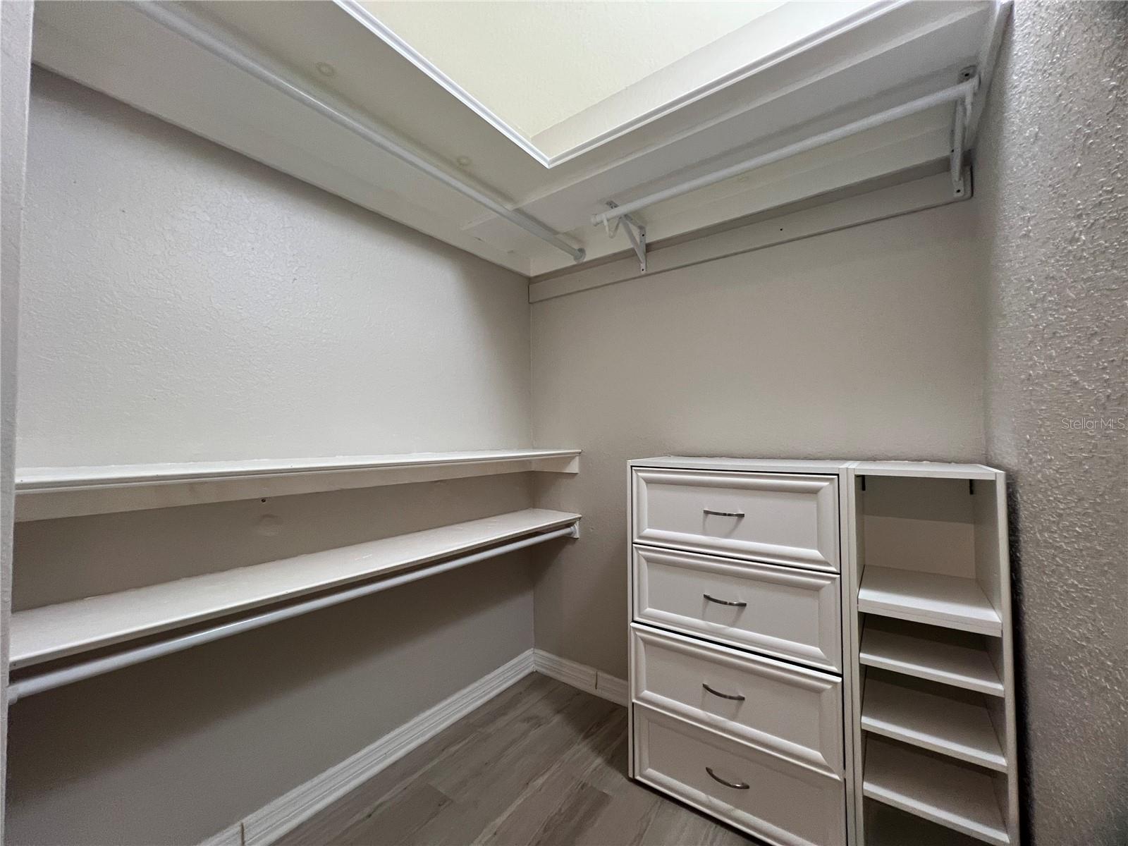 S5155662 Property Photo 3