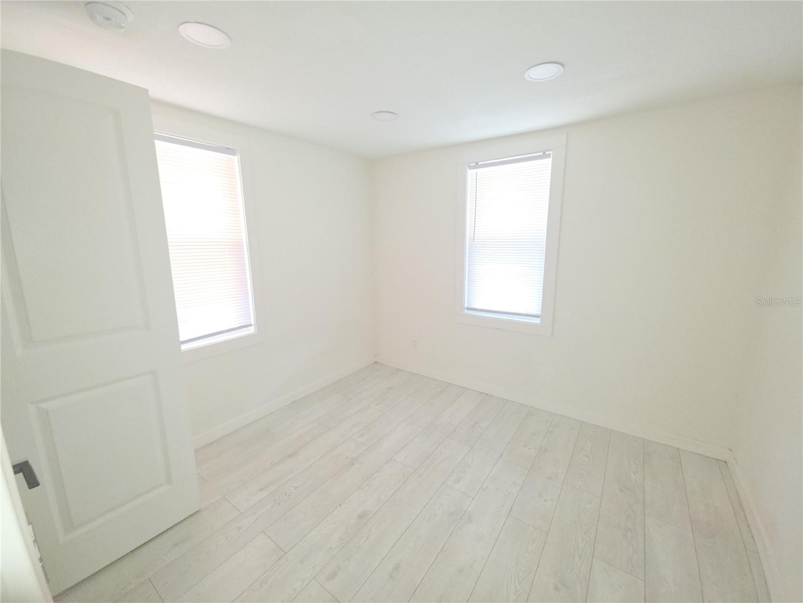 1626 Gar St Property Photo 15