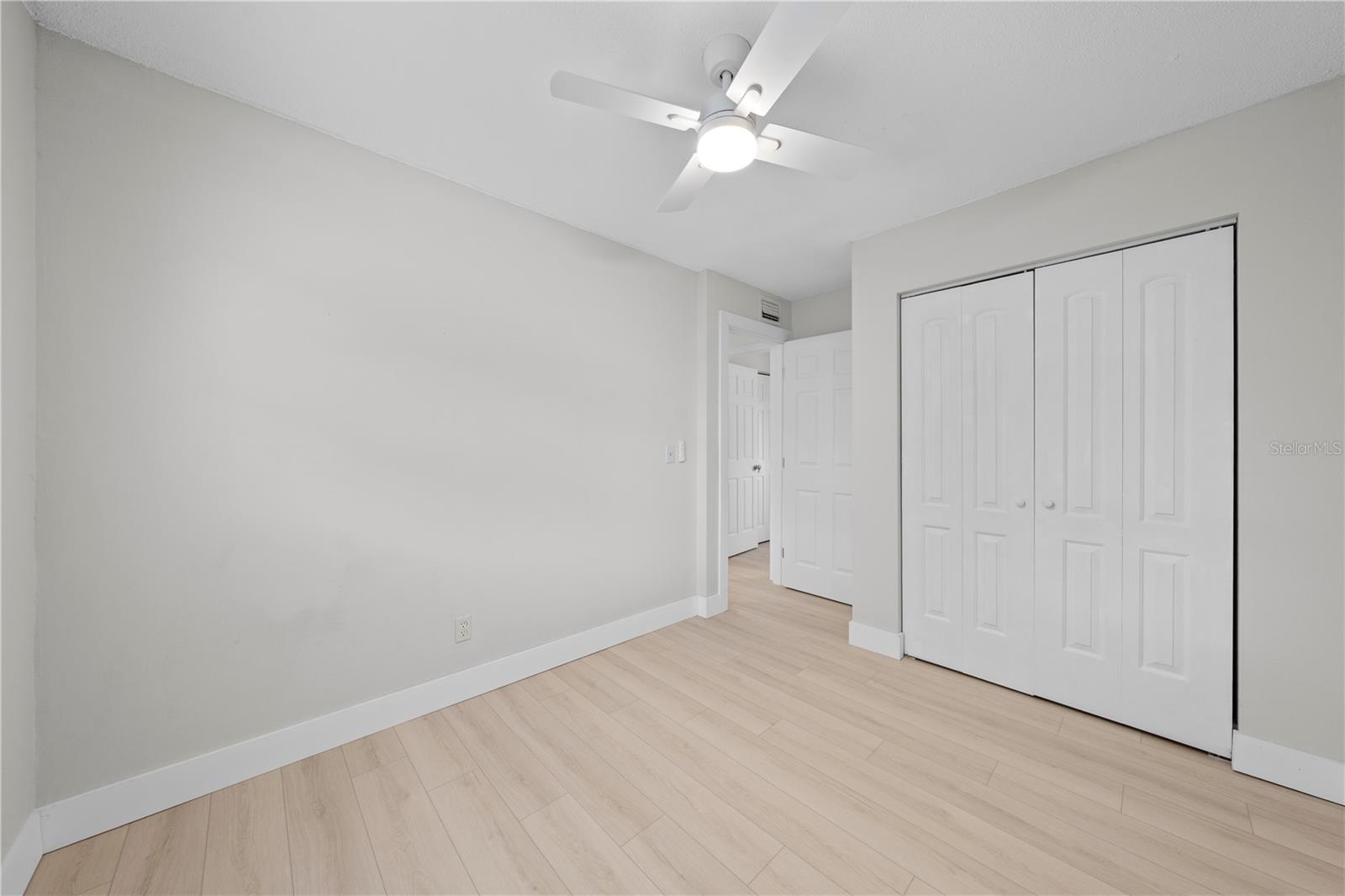 224 California Ave Property Photo 22