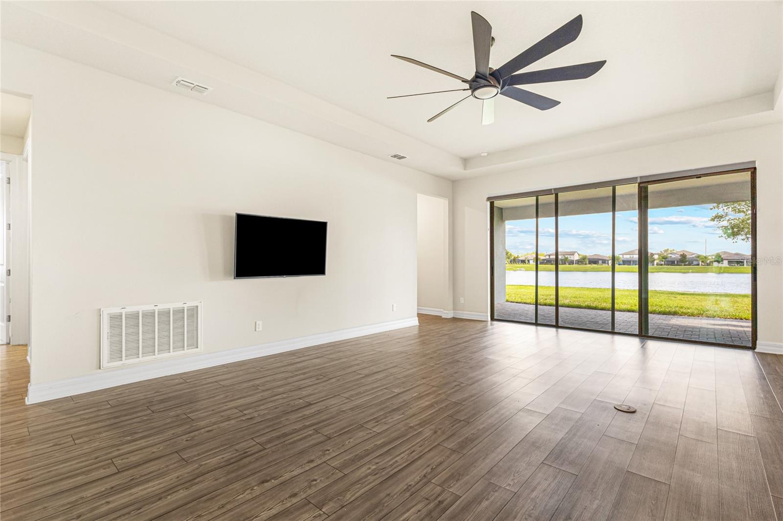5517 Potenza Dr Property Photo 16
