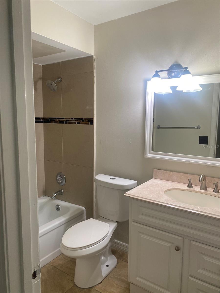1608 Long Ln Property Photo 8