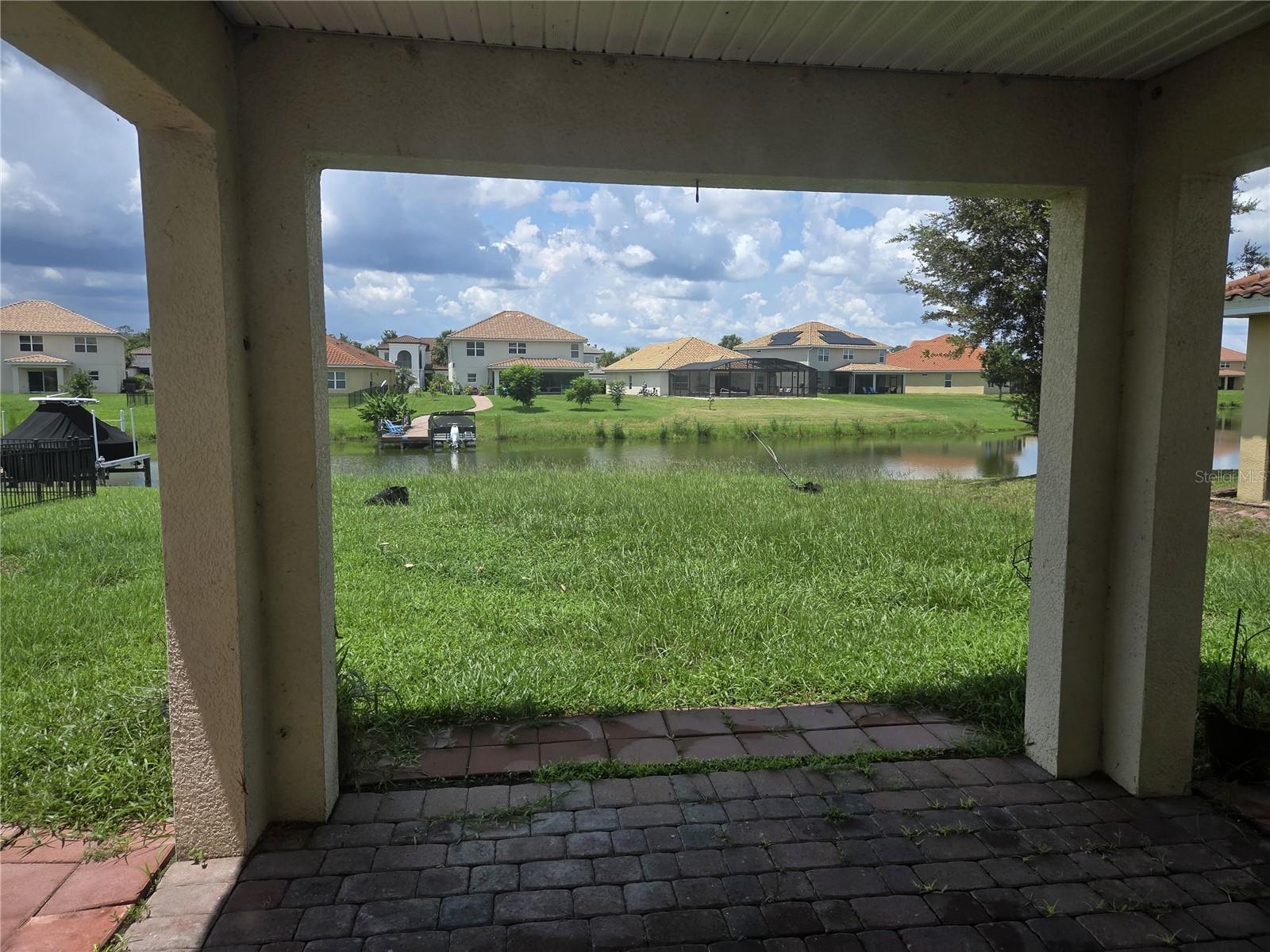 3872 Carrick Bend Dr Property Photo 3