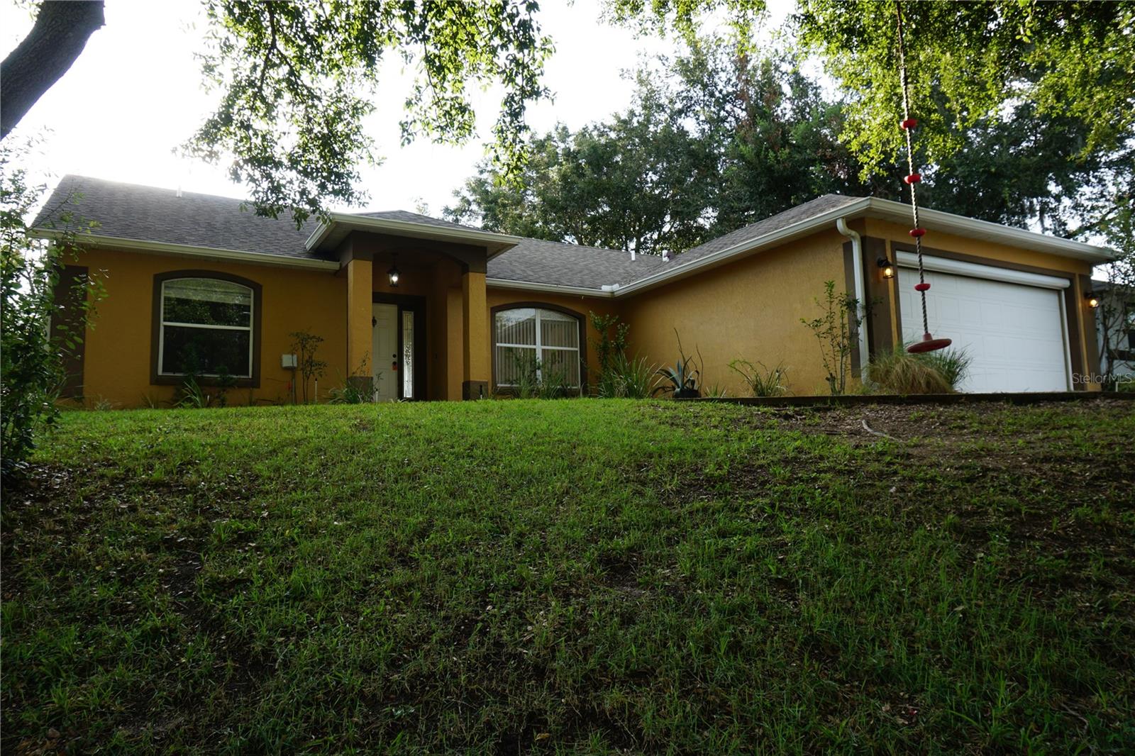 10500 LAKE HASSON CIR Property Photo 1