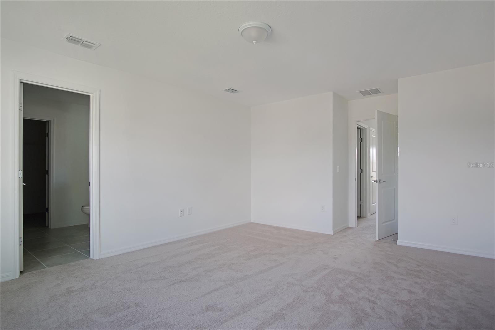 437 Waterford Dr Property Photo 20