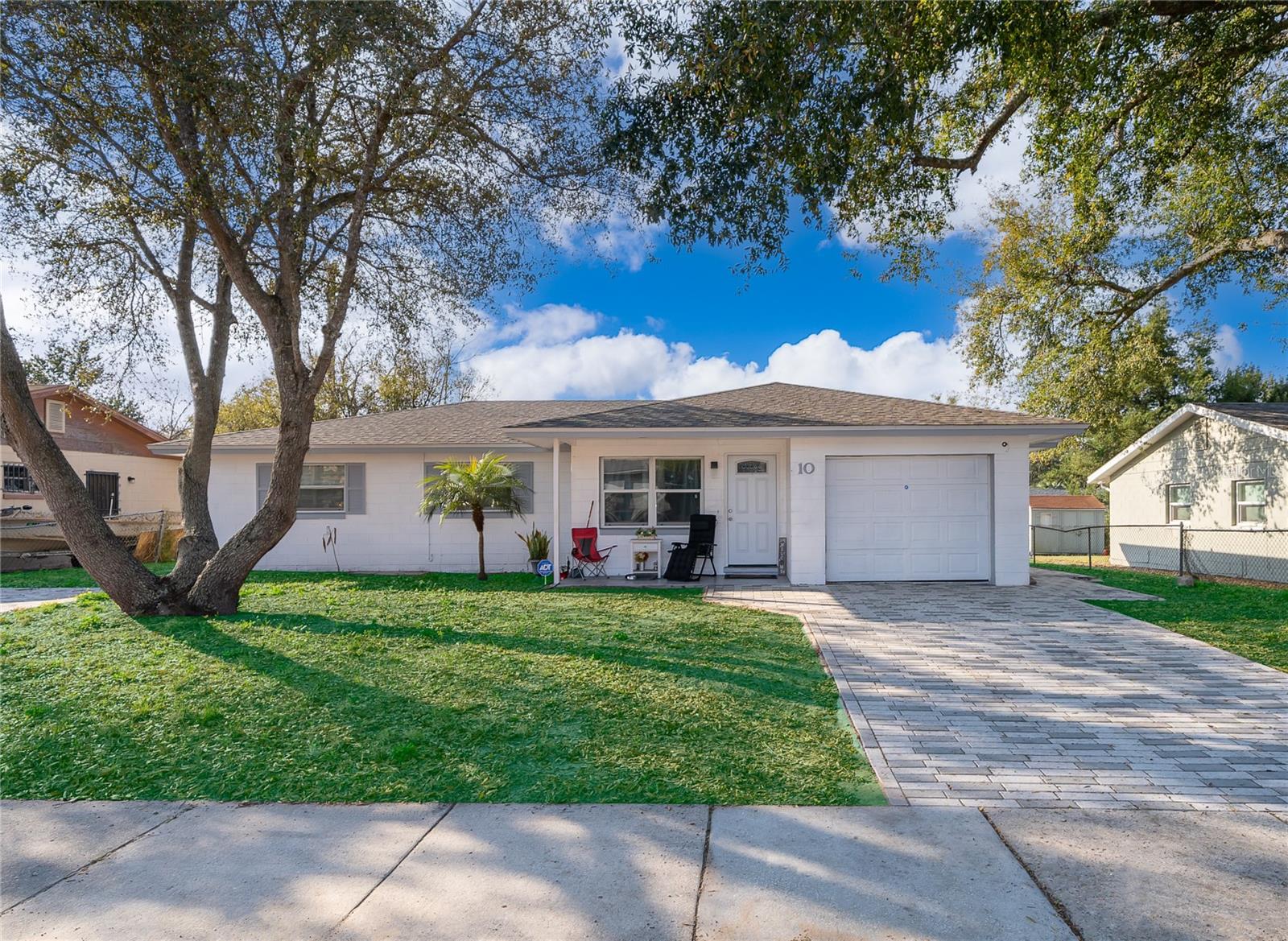 10 E Celeste St Property Photo 2