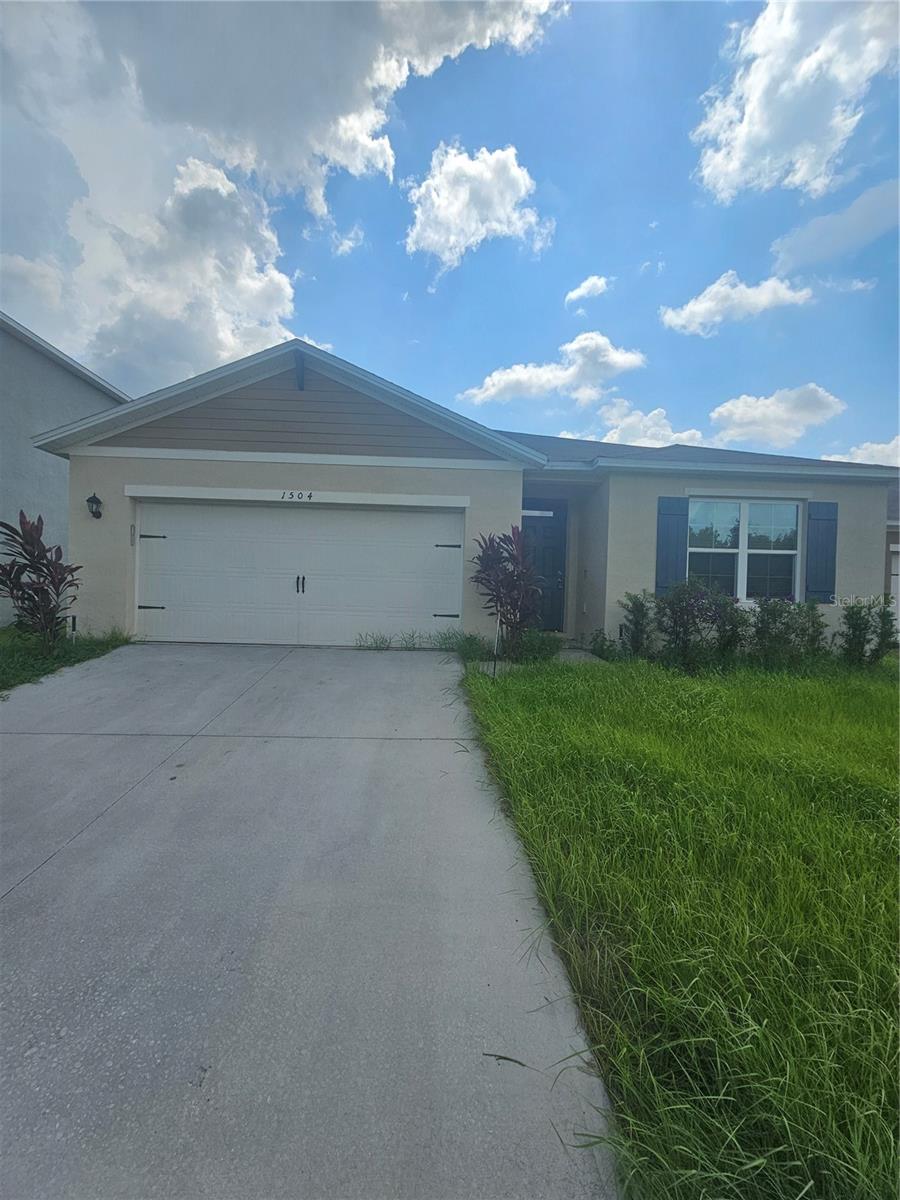 1504 FOX SQUIRREL DR Property Photo 1